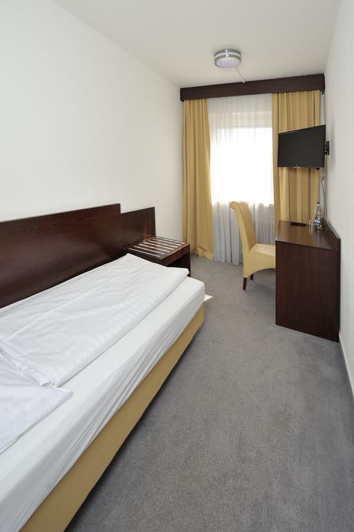 Hotel Zur Post Steimbke Zewnętrze zdjęcie